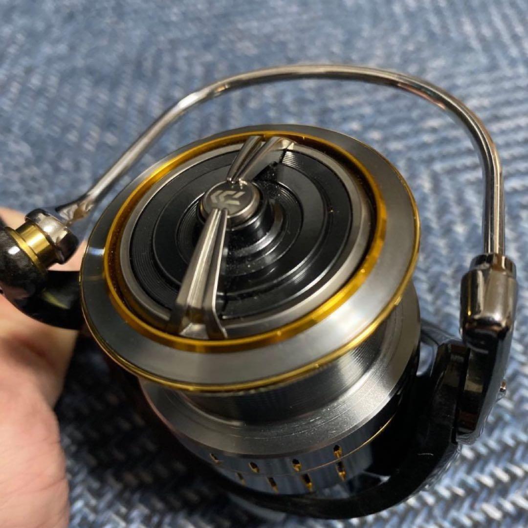 【美品】ダイワ 21ルビアスエアリティ LT3000S-C