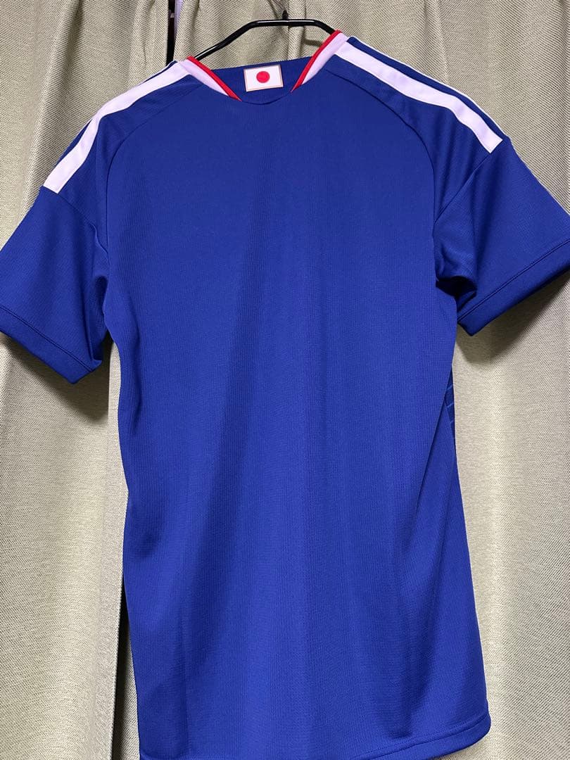 ハ*チ様 【新品タグ付】サッカー 日本代表 2026 ホーム ユニフォーム L