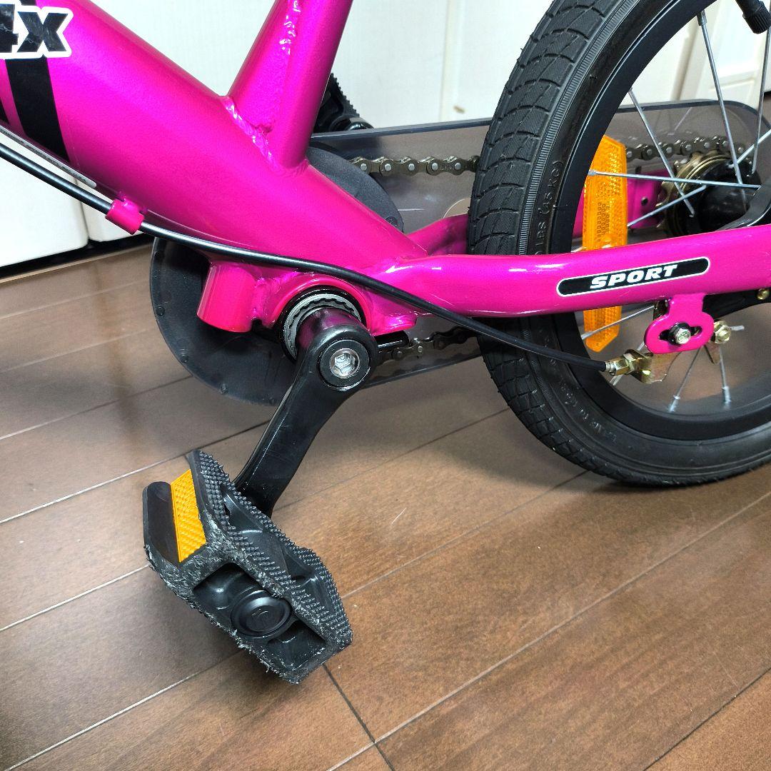 h*k様 極美品　STRIDER 14x ピンク キッズバイク　ストライダー