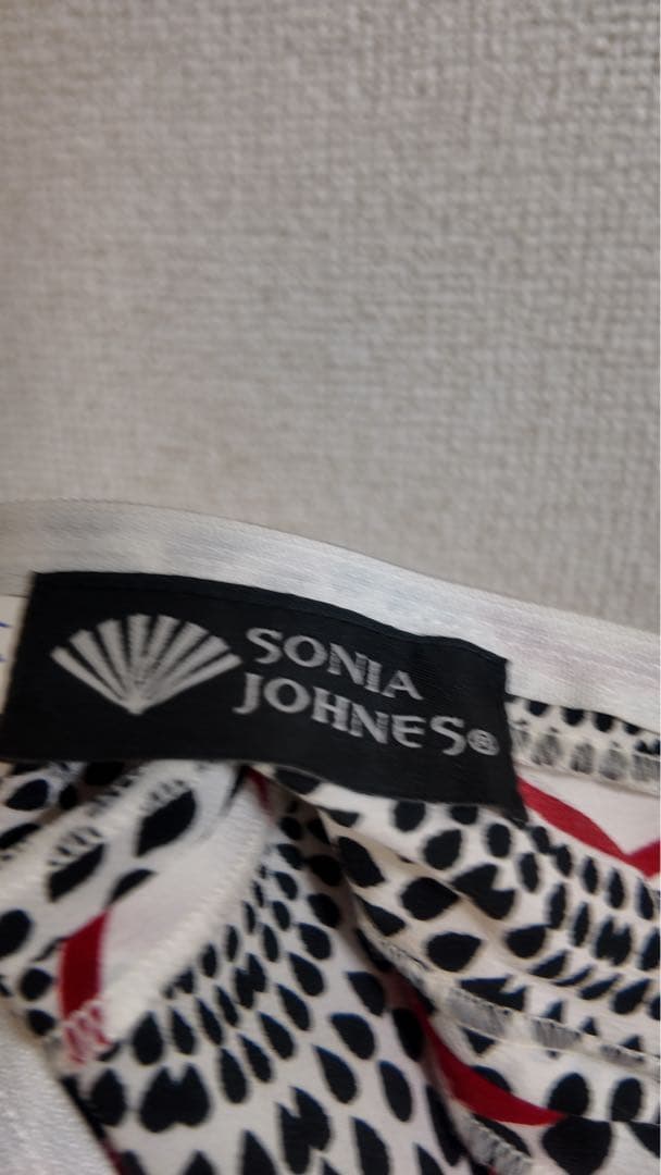 た*い様 SONIA JOHNES フリルスカート 赤黒幾何学