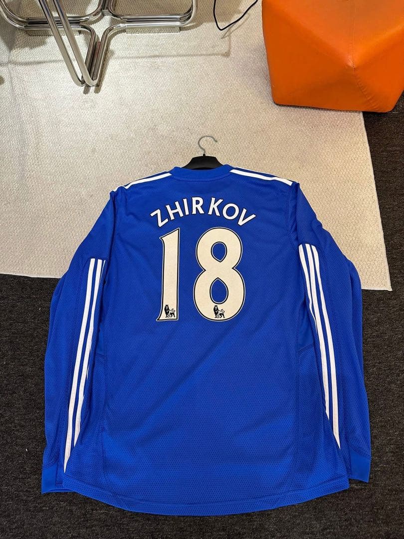 Chelsea FC ZHIRKOV 18 シャツ
