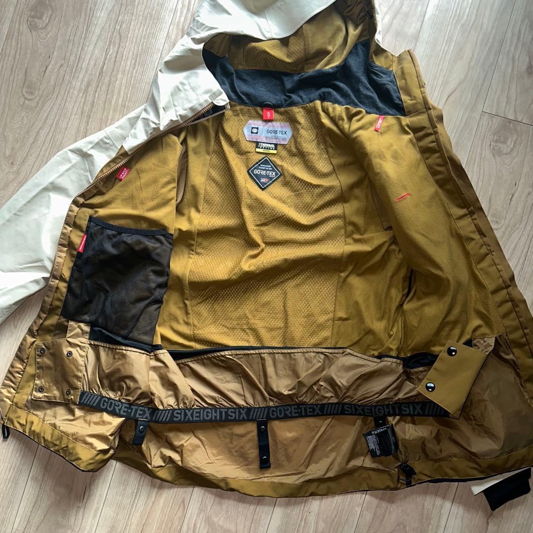 686 シックスエイトシックス GORE-TEX Jacket スノージャケット