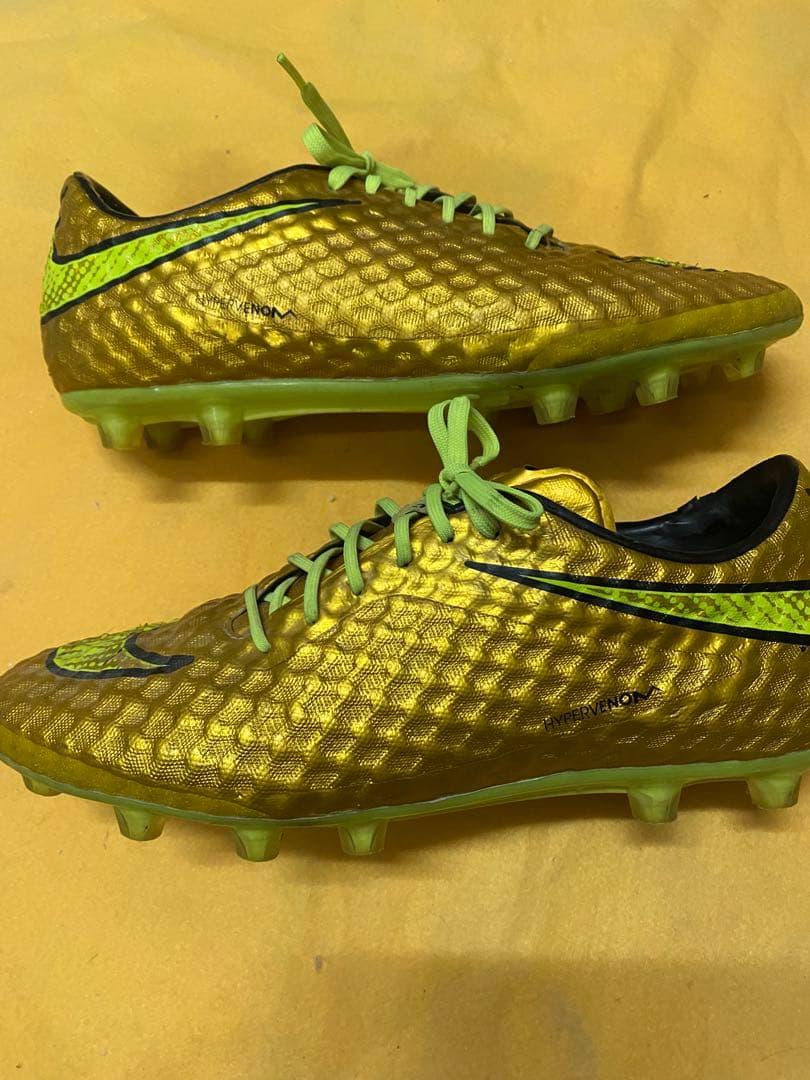 Nike ナイキ ハイパーヴェノム フットサル ネイマール愛用 ゴールド