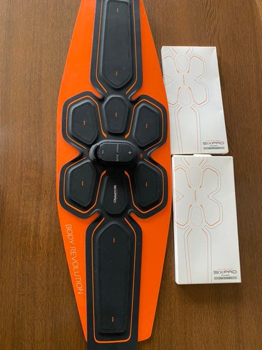 SIXPAD アブズベルトジェルシート付き