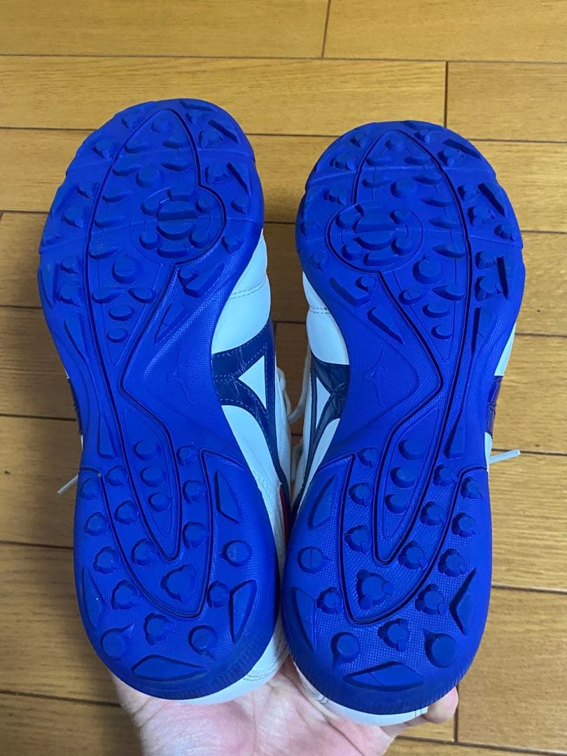 サッカー　トレーニングシューズ　ミズノ　モレリア2 クラブ　as 白　青