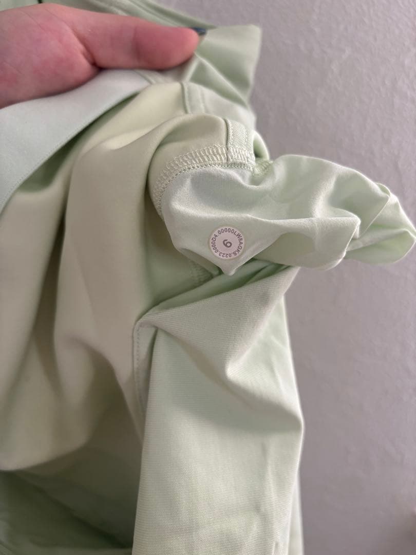 【超美品】ルルレモン　Warpstreme ゴルフウェア　サイズ6