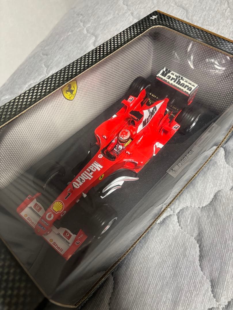 未開封1/18スケールミニカー、フェラーリ F2003-GA