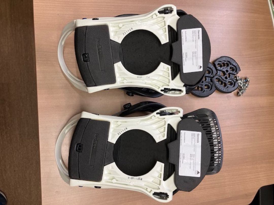 GENESIS ジェネシス バートン Ｍサイズ BURTON Re:Flex