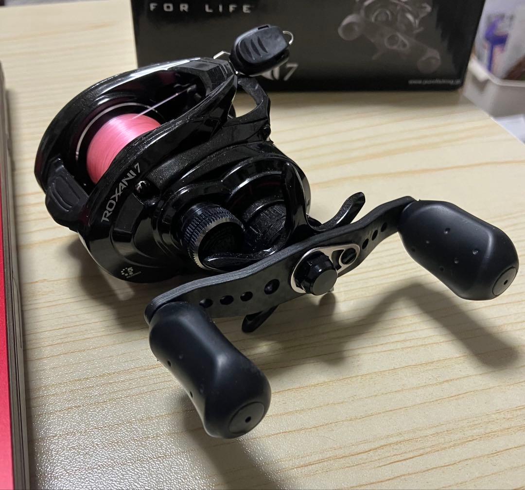Abu Garcia ROXANI 7 ベイトリール