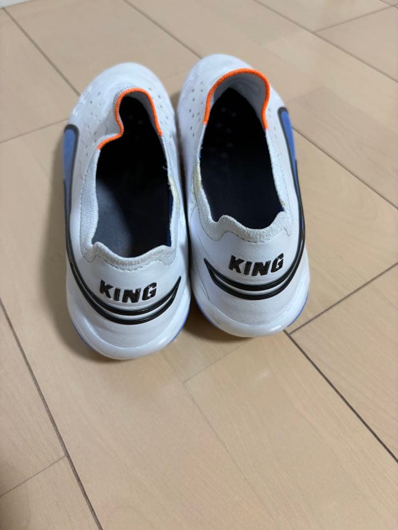 シューズ Puma KING