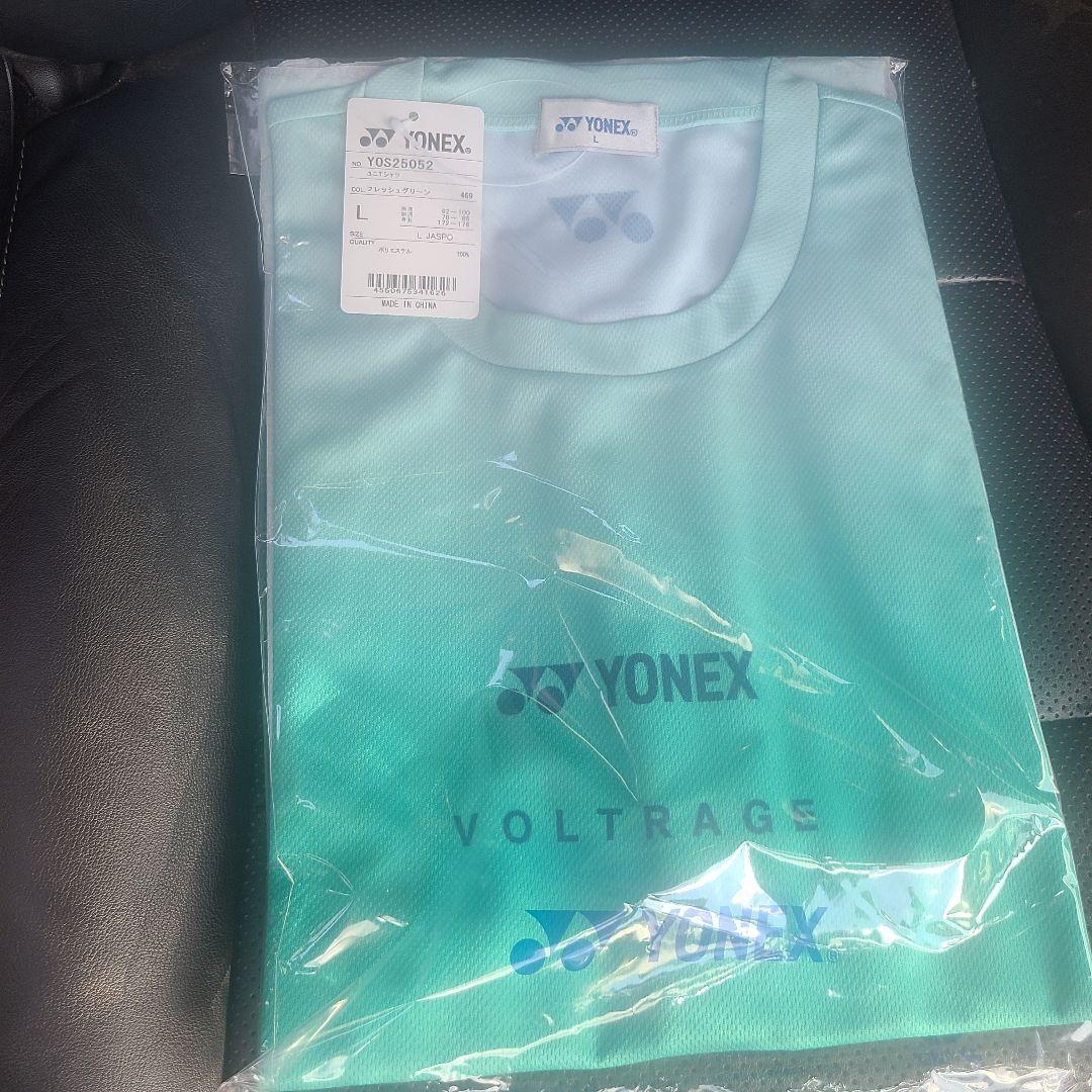 最終限定YONEXの新型ラケット、ボルトレイジTシャツ　サイズLです。