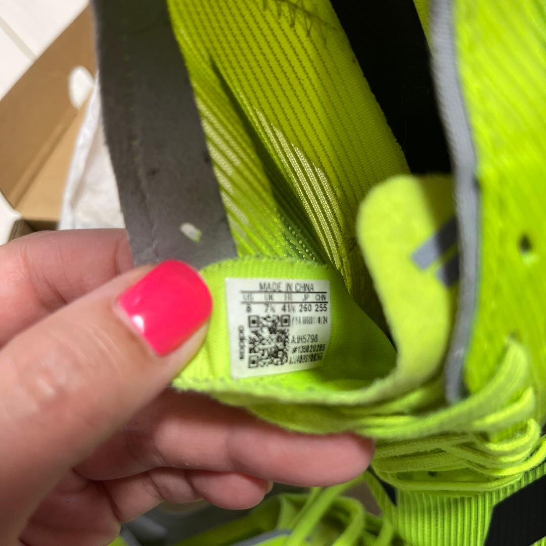 ADIZERO 26.0 陸上　シューズ