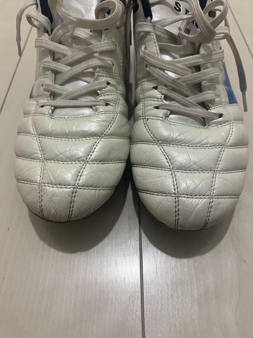 【美品】SFIDA サッカースパイク 27.5cmホワイト白