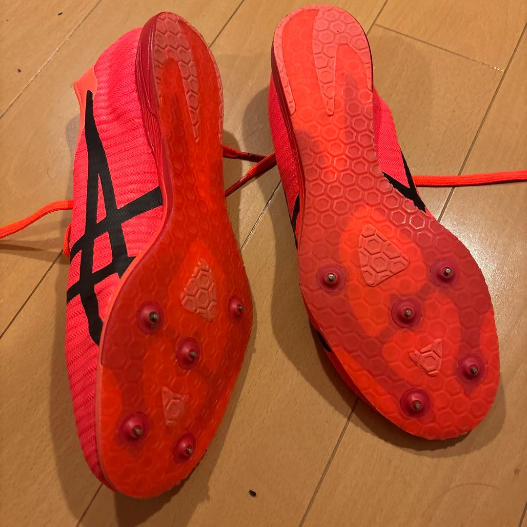 アシックス ピンク スパイクシューズ