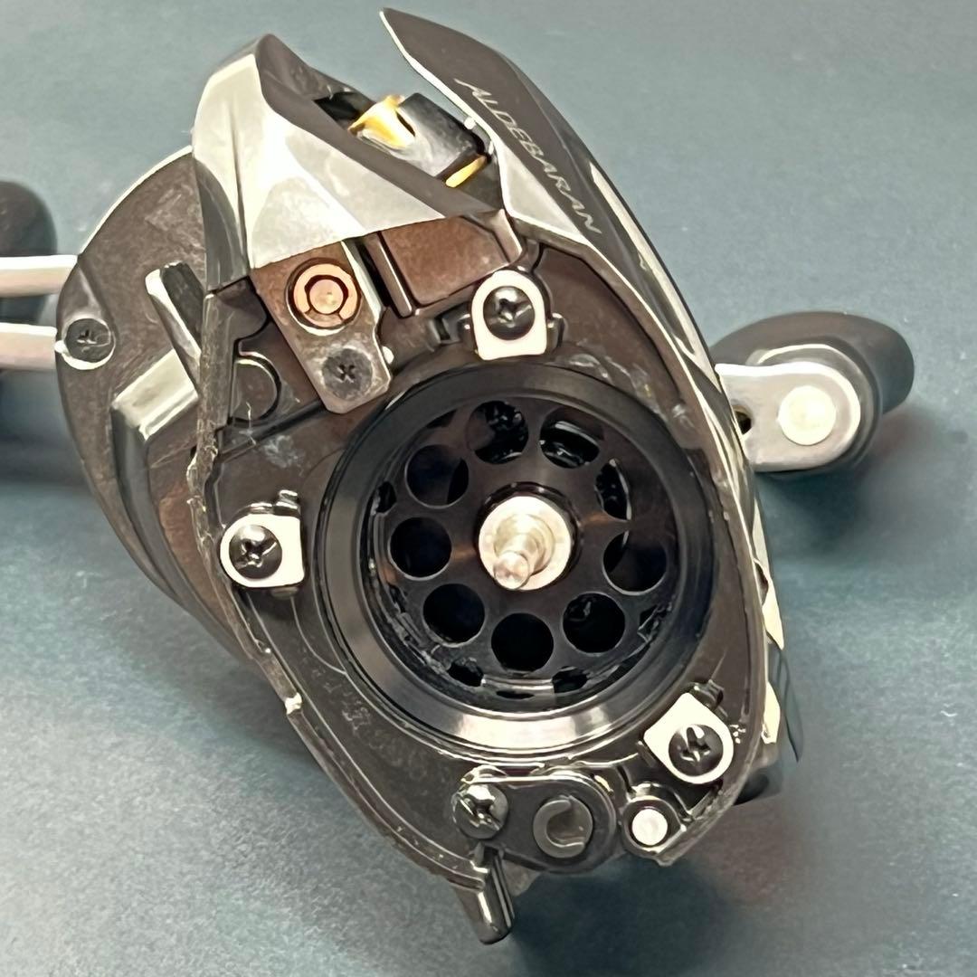 シマノ16アルデバランBFS XG 右ハンドル ベイトリール ベイトフィネス