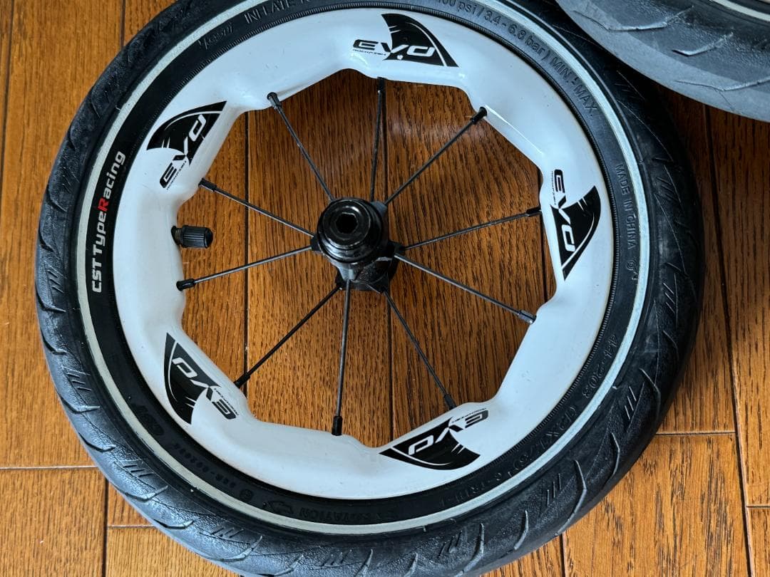 ストライダー ロックフィッシュ 〔正規品〕FT-EVO カーボンホイール