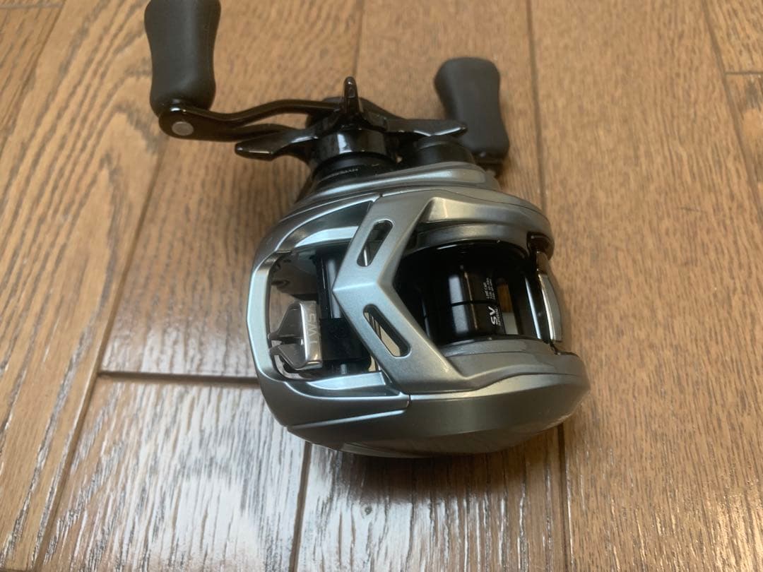 ダイワ　２１アルファス　ＳＶ　ＴＷ８００Ｈ　右　試投のみ