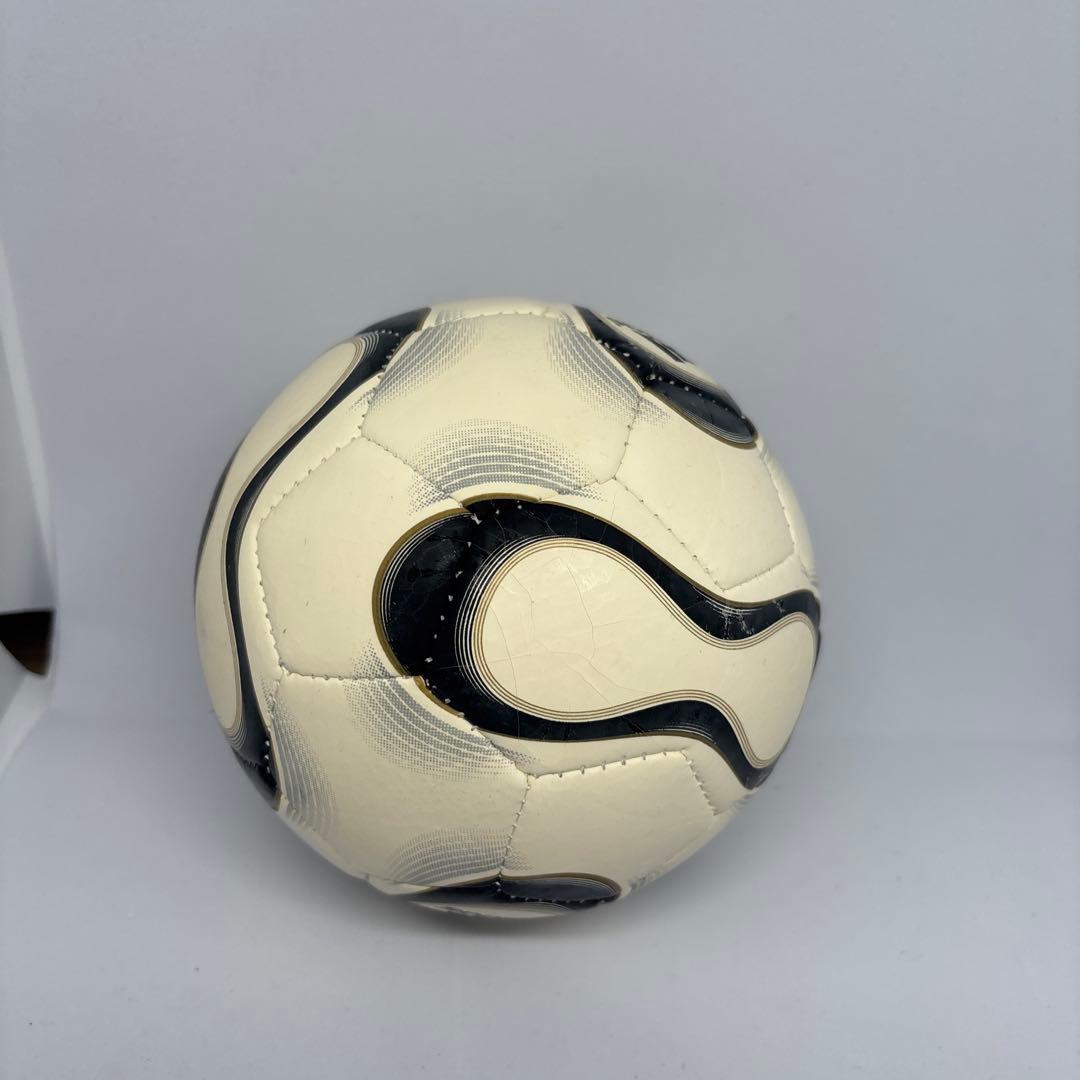 adidas サッカーボール ホワイト/ブラック
