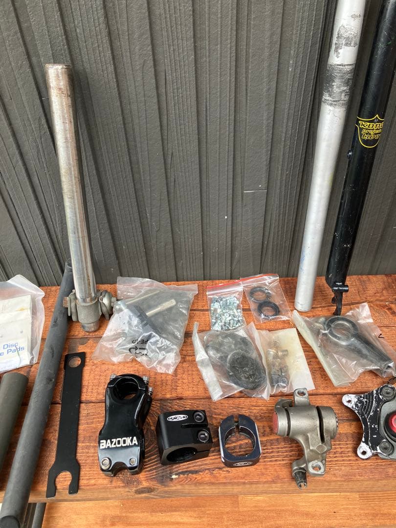 ダートジャンプ　マウンテンバイク クリスキング製ハブ　その他交換部品多数