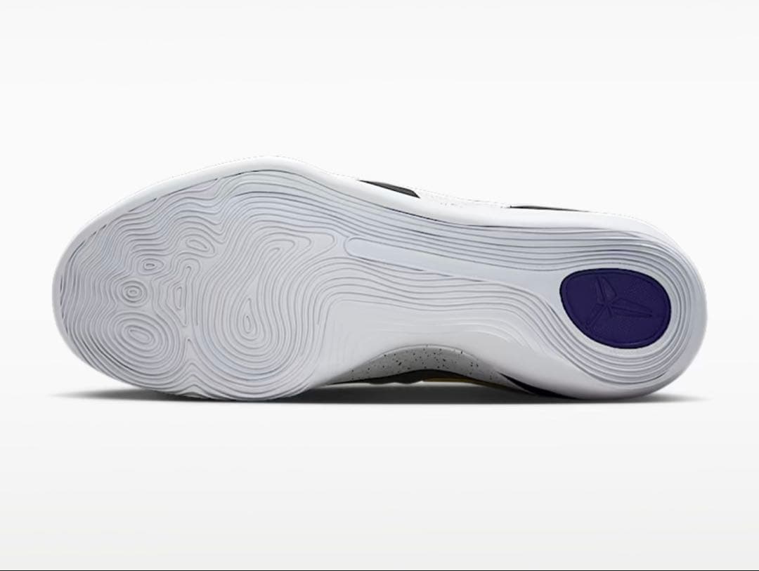 Nike Kobe シューズ ブラック/ゴールド