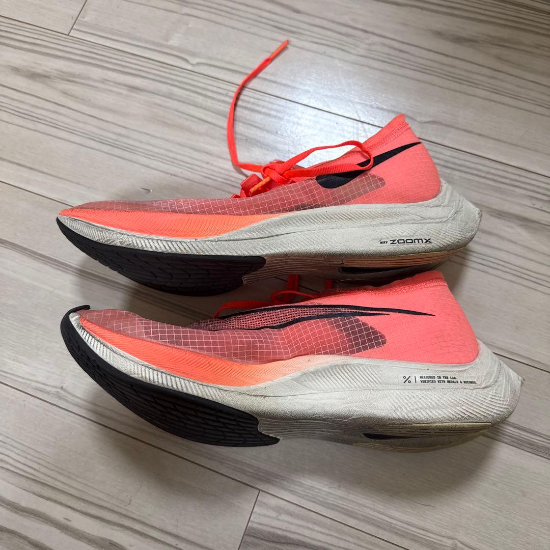 ナイキ(NIKE）ズームXヴェイパーフライネクスト% 26.5cm