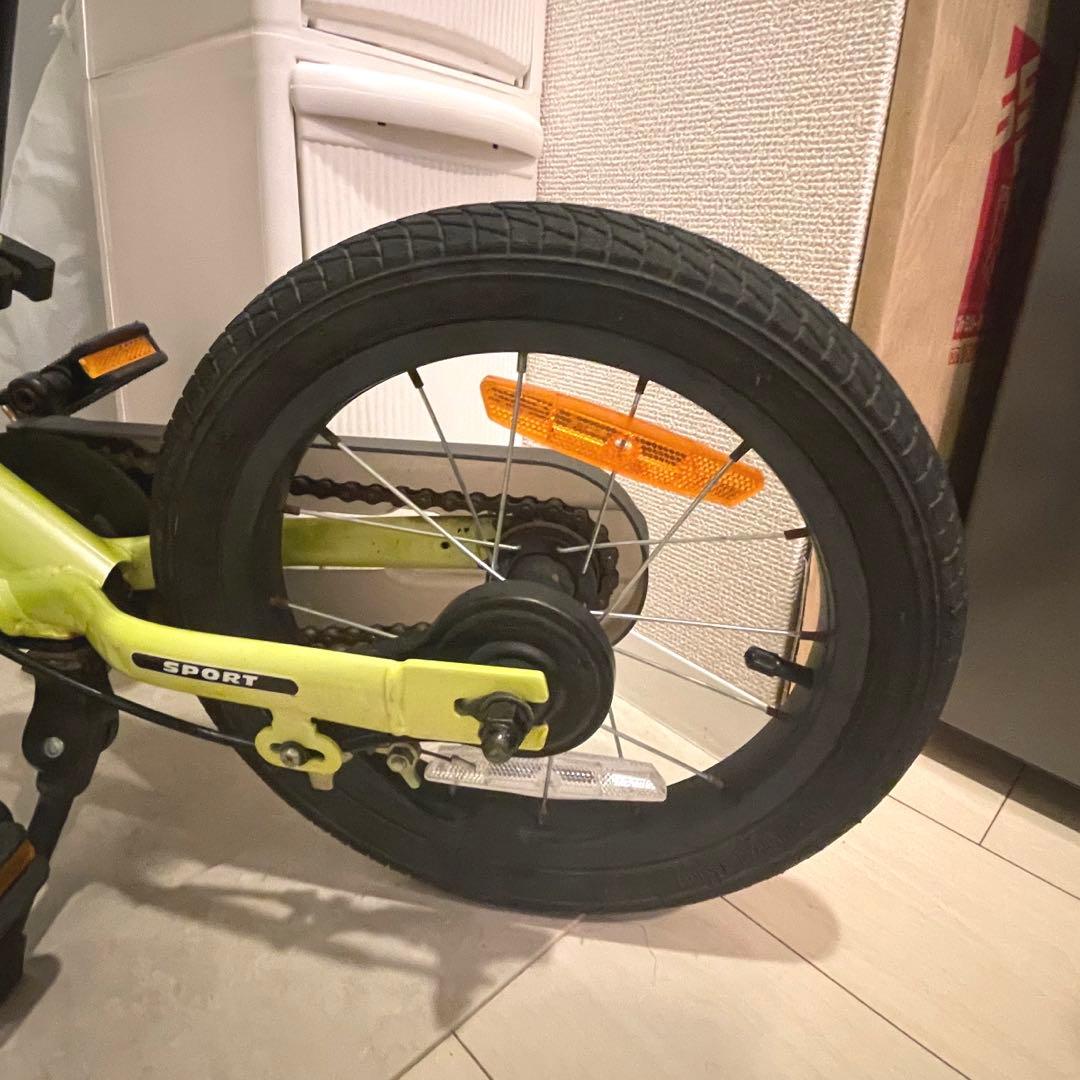 STRIDERの14X ライムイエロー