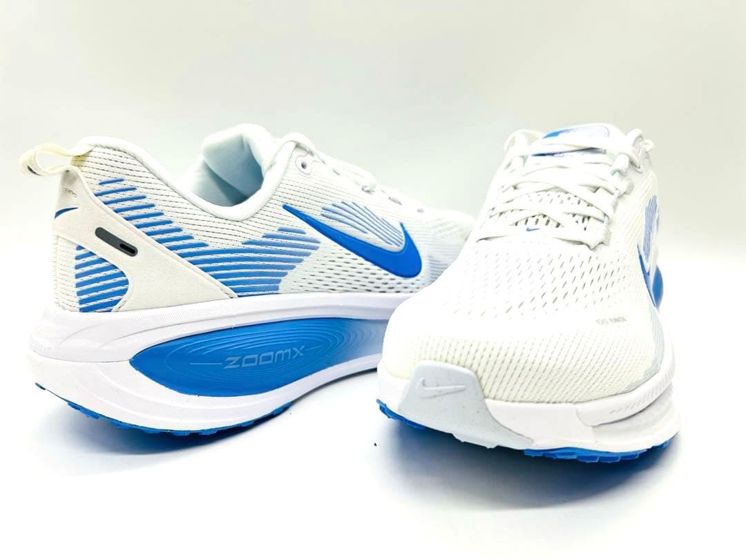【新品】NIKE ウィメンズ ズーム ボメロ 18/26.5cm
