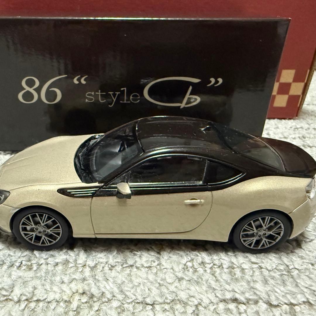 トヨタ86\"styleCb\" カラーサンプル ミニカー