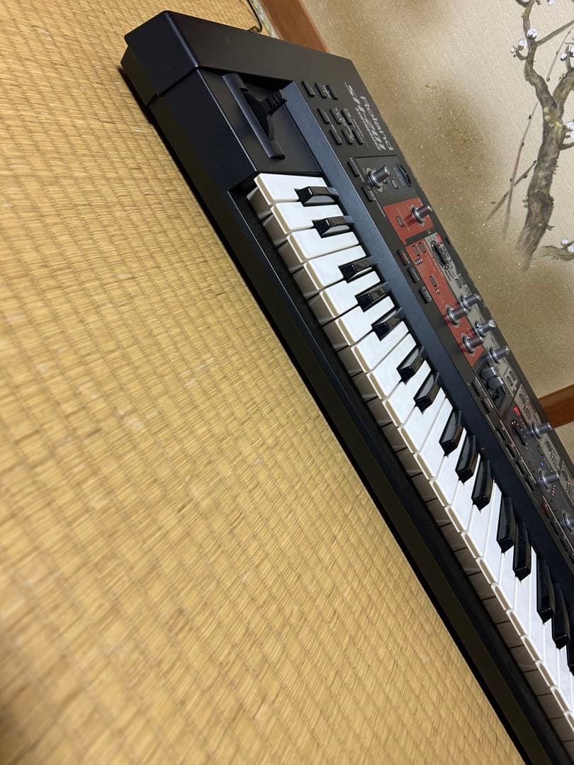 ローランド SH-201 アナログ(モデリング)シンセサイザー