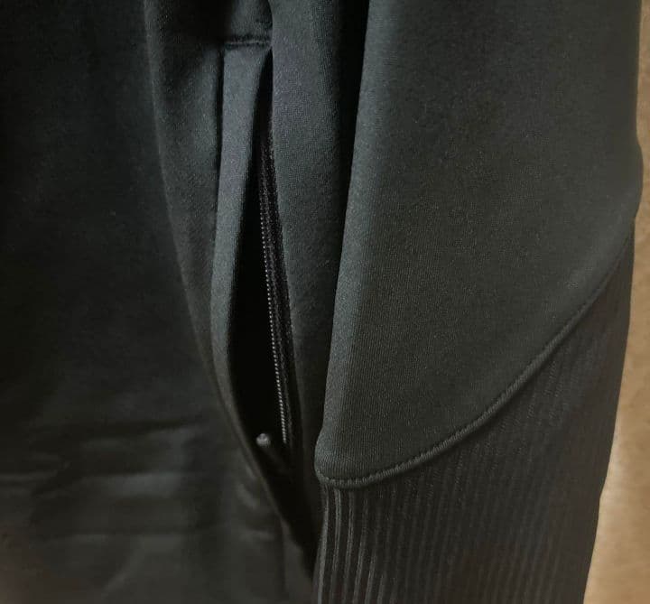 新品未使用　定価13,310円　Nike Therma-Fit ジャケット L