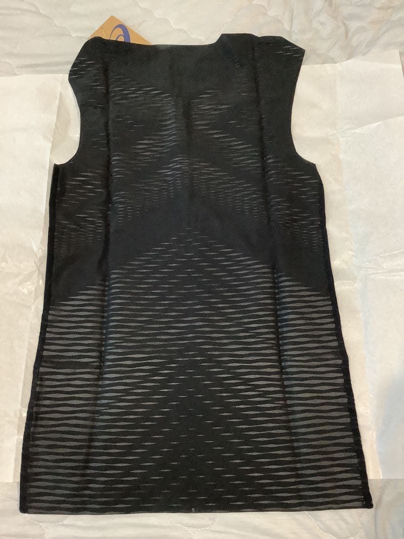 アシックスSPEEDベースレイヤー新品Mサイズ