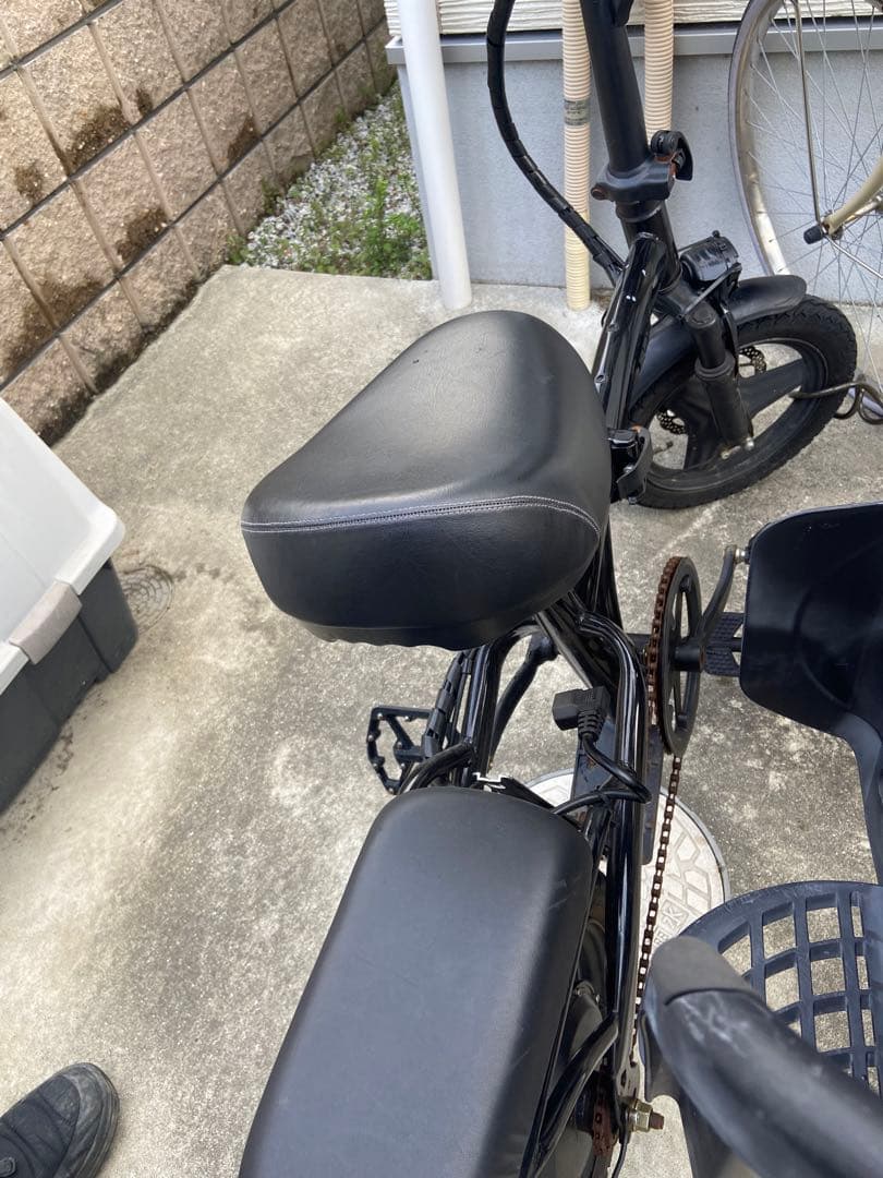 黒色　 電動アシスト自転車 折りたたみ