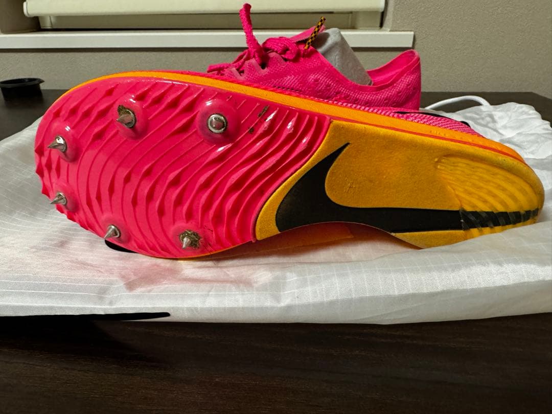 Nike 陸上競技用スパイク ピンク　ニードルピン付き　袋付き　レンチ付き