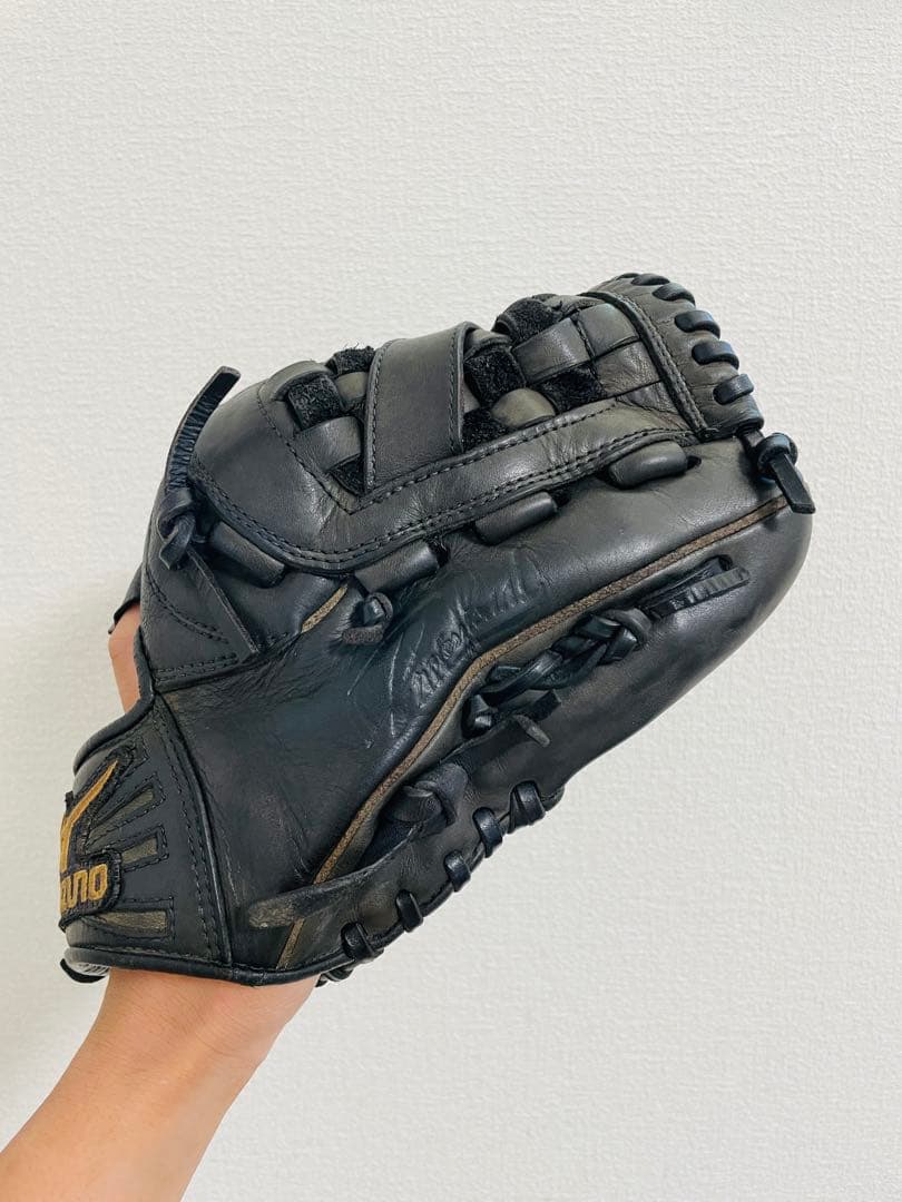 Mizuno ミズノ　黒 レザー グローブ 投手用　即戦力 軟式用