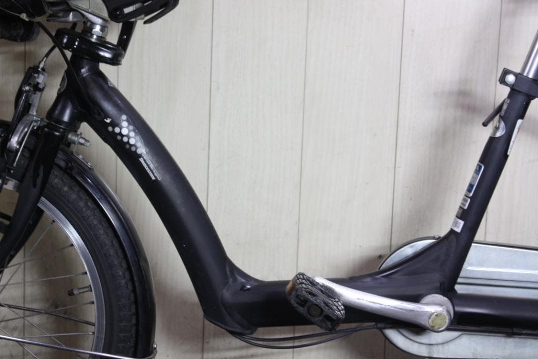 ブリヂストンアンジェリーノプティットAG20-3 20インチ AUTO LED