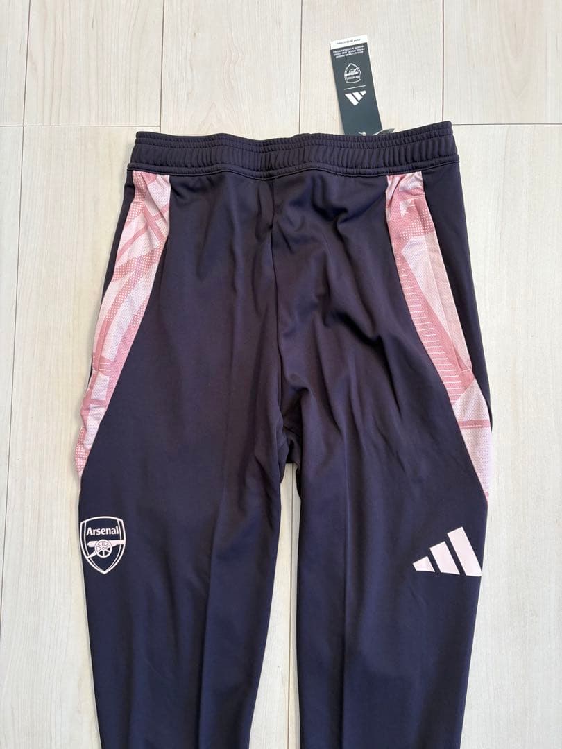 新品タグ付★アディダス★アーセナル ティロ 24 トレーニングパンツ ★Ｌサイズ