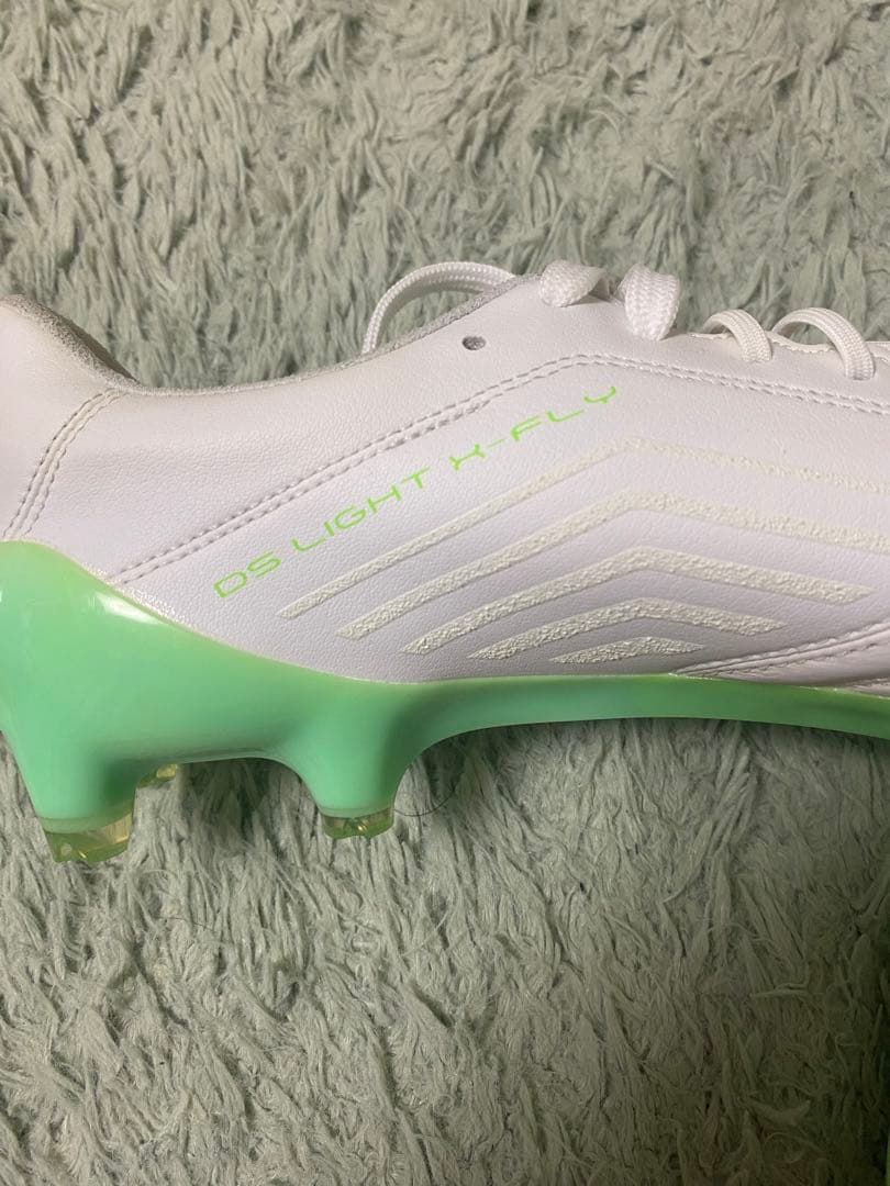 山根視来選手 直筆サイン入りスパイク ASICS DS LIGHT X-FLY