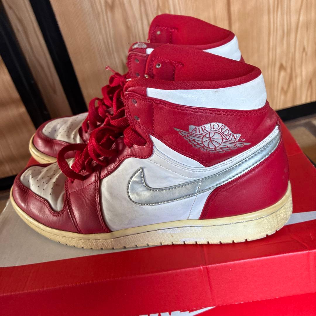 Nike Air Jordan 1 レッド/ホワイト