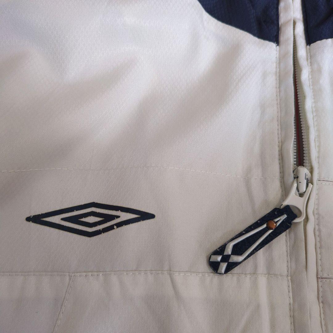 UMBRO ナイロンジャケット イングランド 刺繍 古着vintage