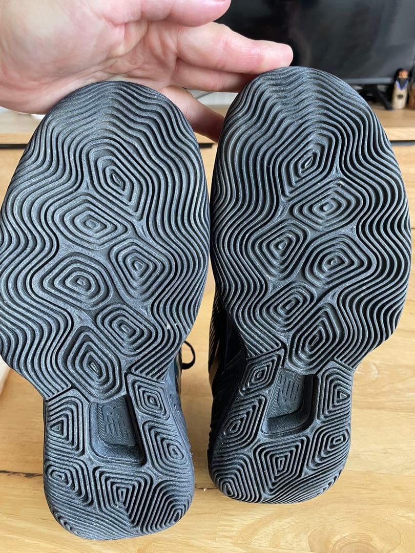 シューズ(男性用) new balance FuelCell TWO WXY v5