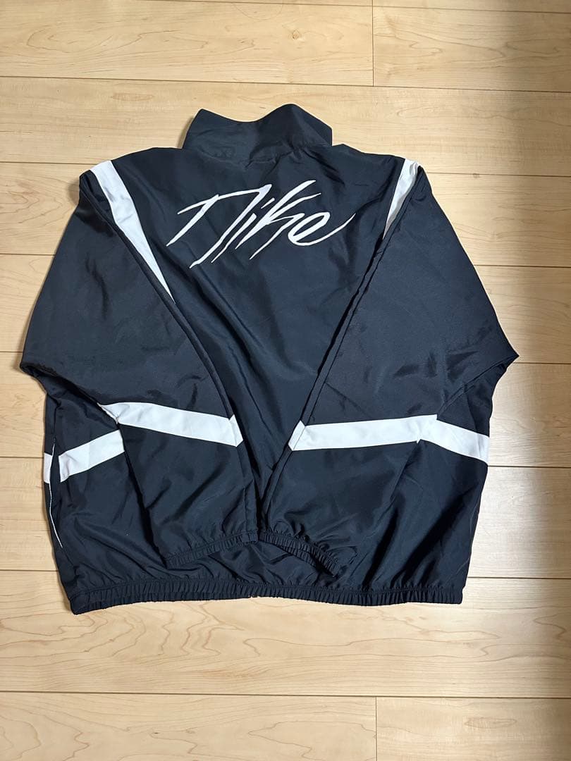 L*.様 NIKE　セットアップ　上下　ウーブン