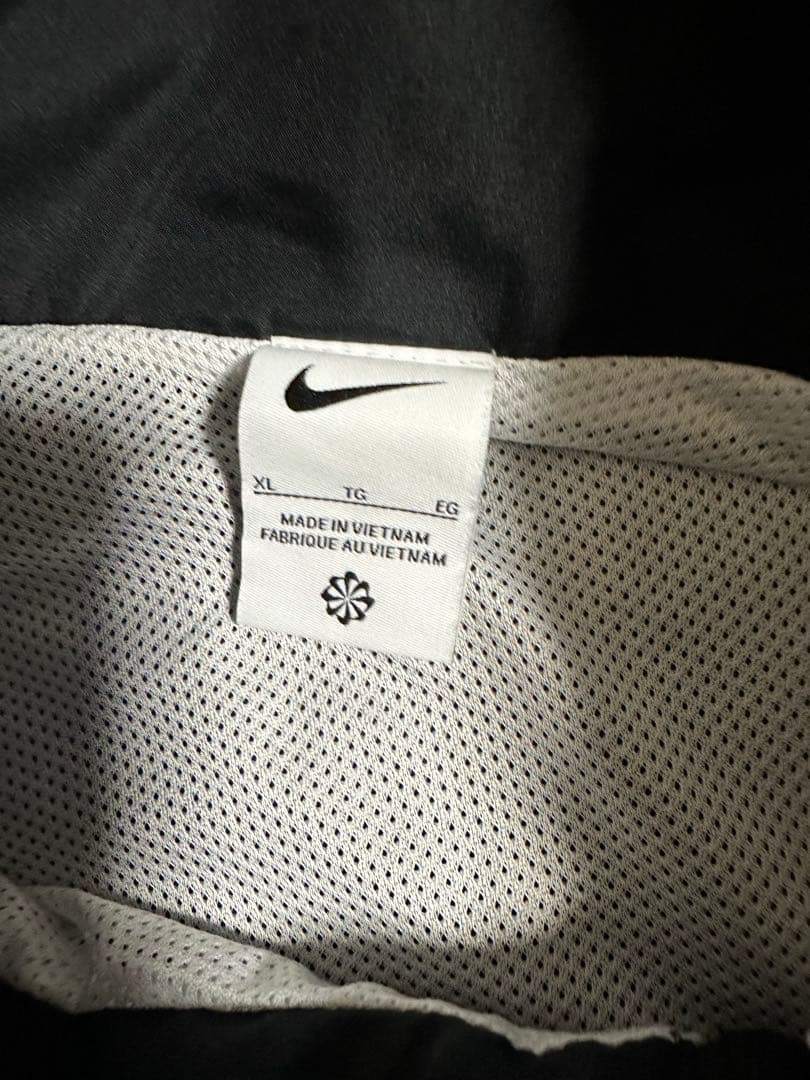 L*.様 NIKE　セットアップ　上下　ウーブン