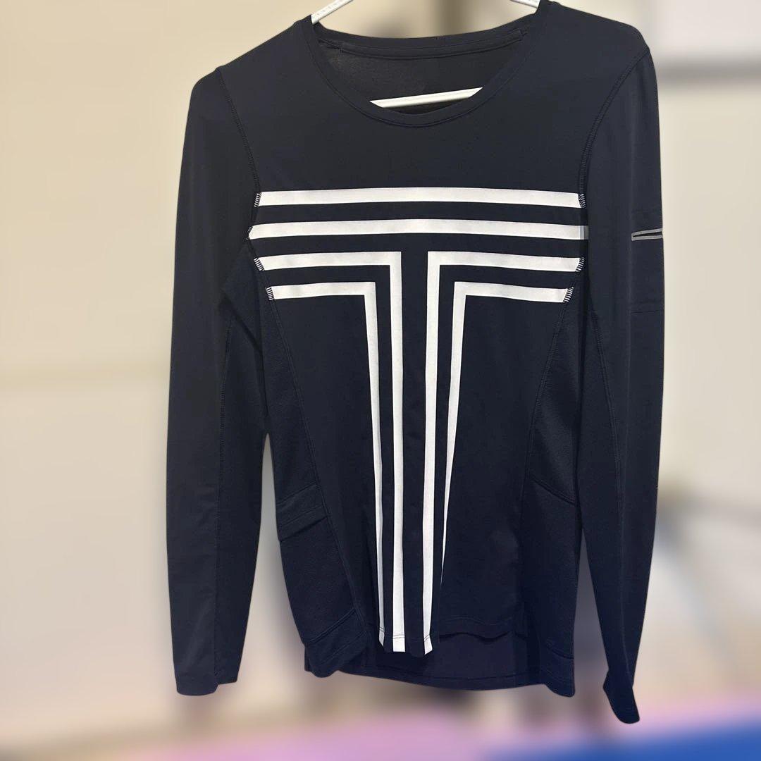 貴重　Tory sports ロングスリーブ