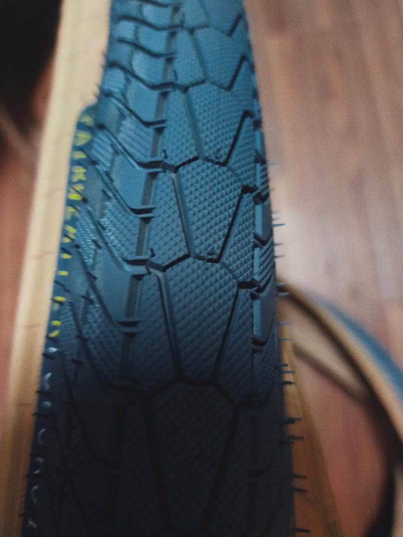 FAIRWEATHER for cruise tire　26×1.75