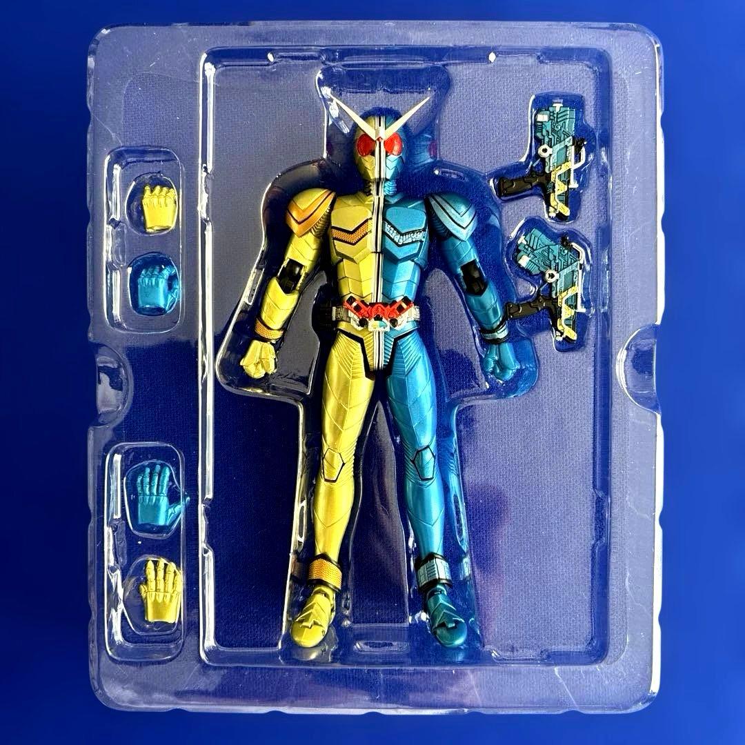 SHフィギュアーツ　仮面ライダーダブル　(ルナセット)