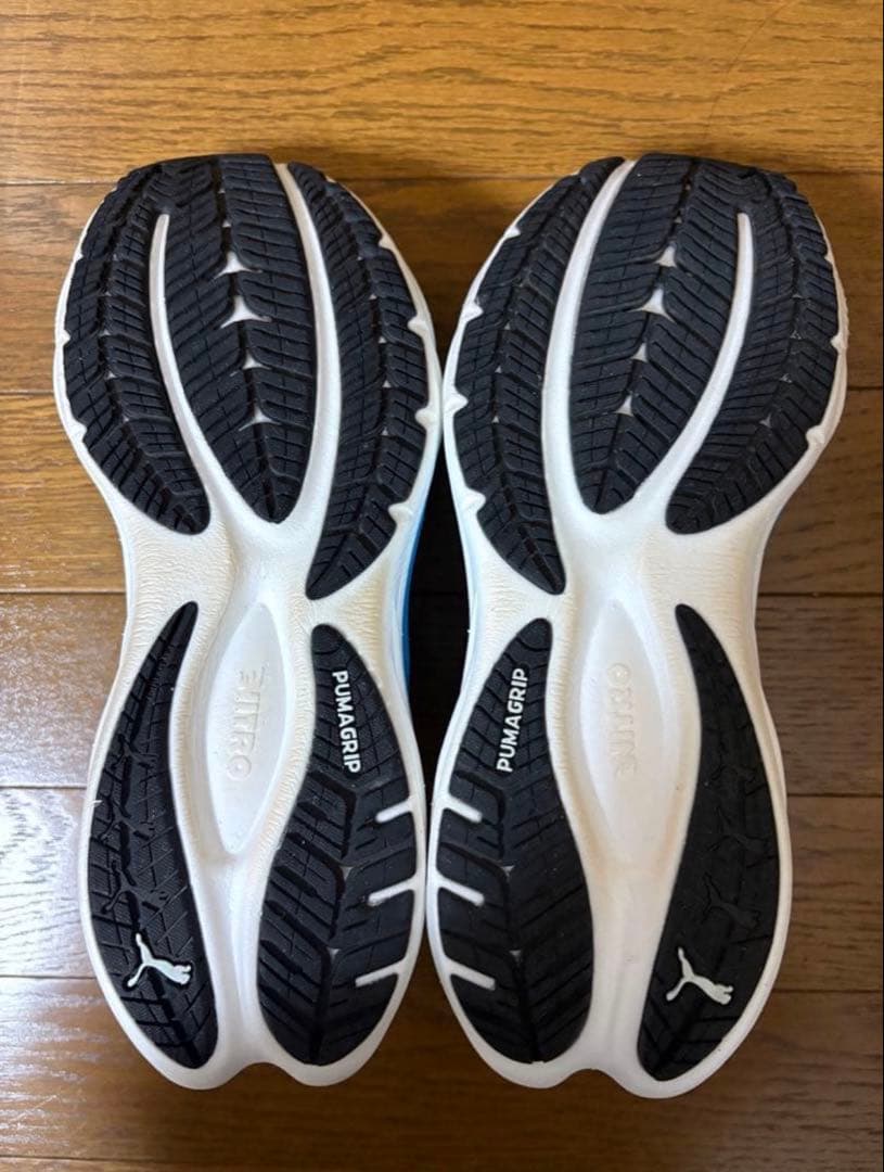 プーマヴェロシティニトロ4 puma verocity nitro 4 26cm