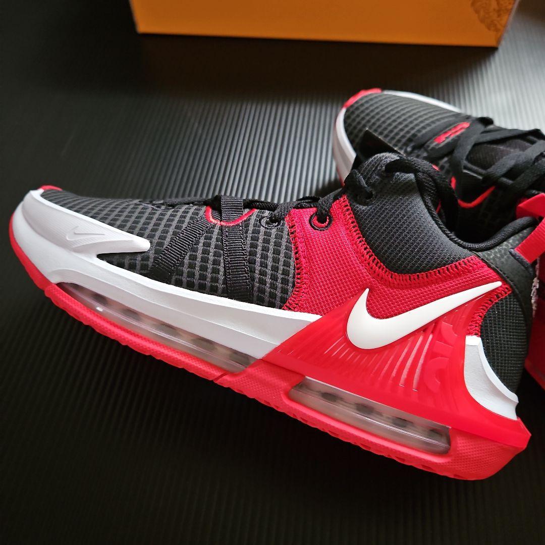 未使用❕ナイキ LEBRON WITNESS Ⅶ 25.5cm