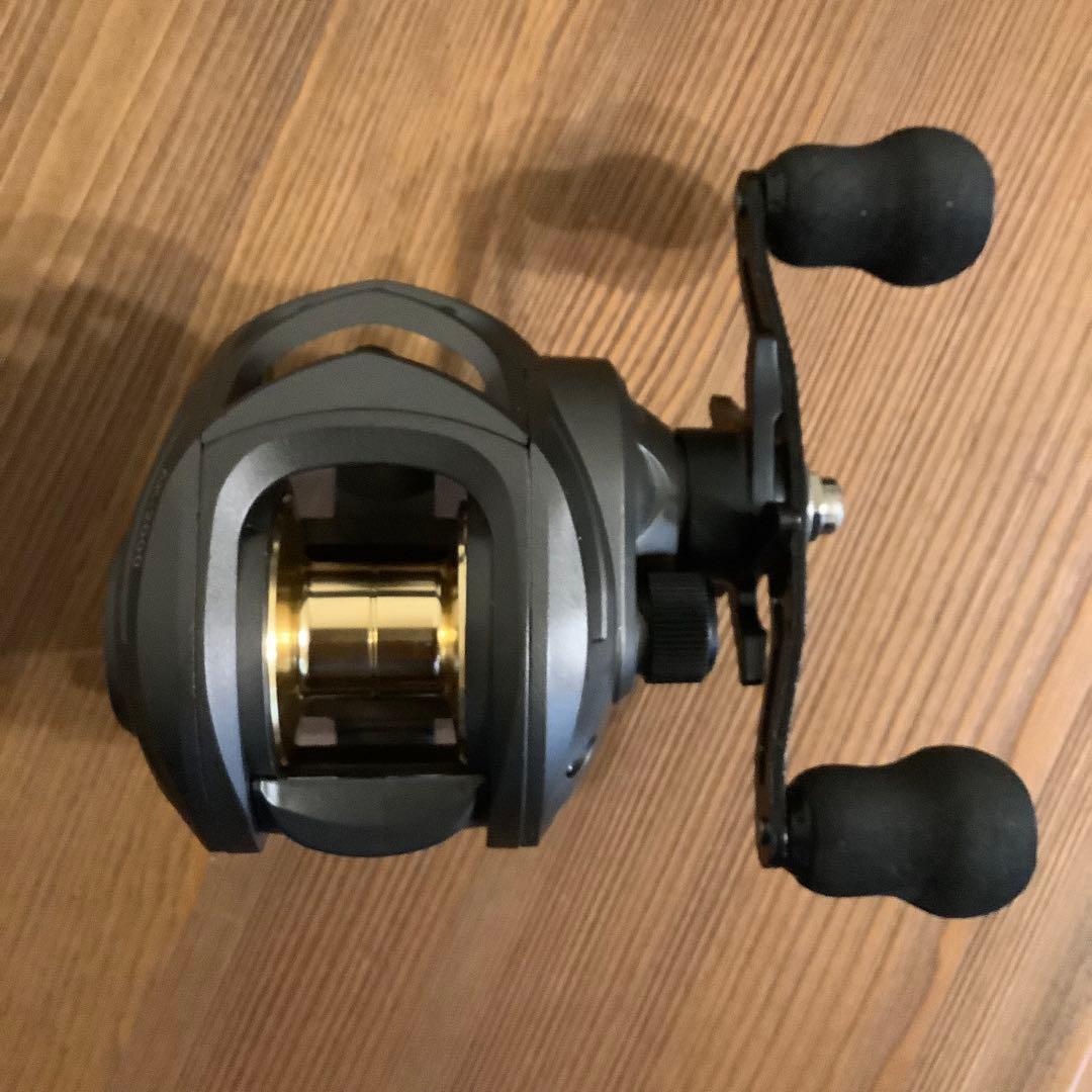 PE3.5号付バス釣り　シーバス2ピース1.8mベイトロッド&ベイトリールセット
