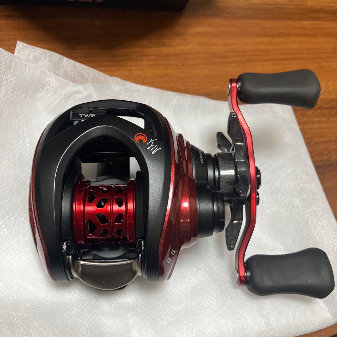 Daiwa BF TW 83R ベイトリール