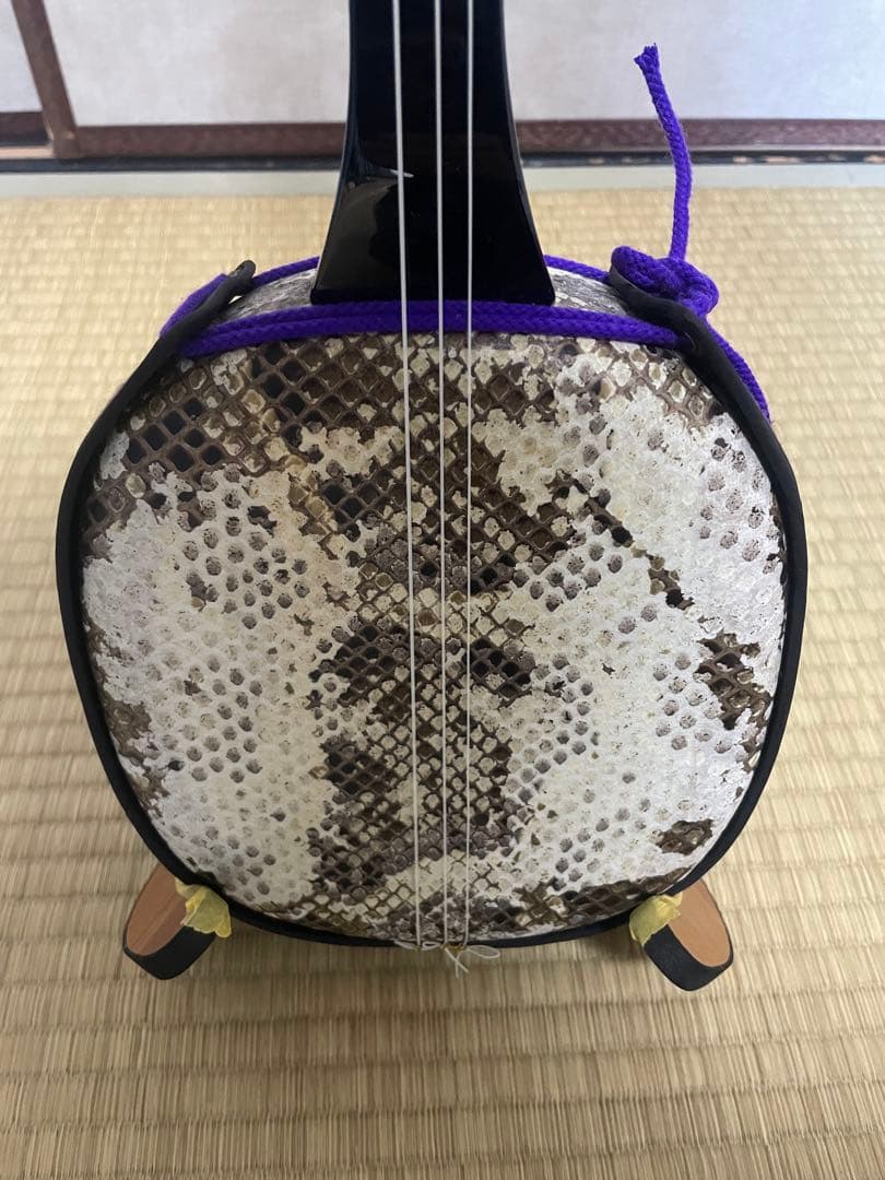 三線 本体 棹細めで弾きやすい一品
